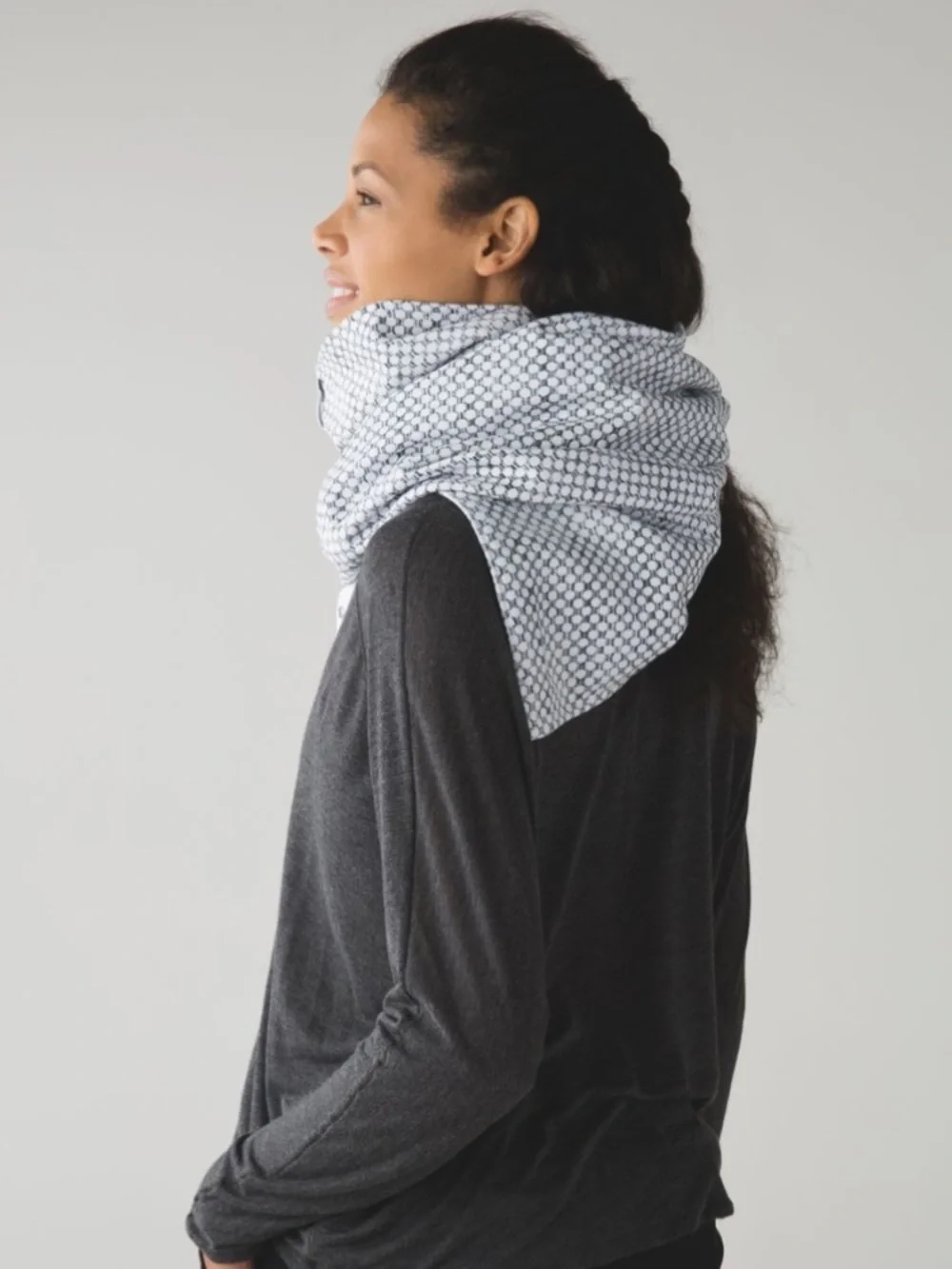 Lululemon Vinyasa Scarf  Dottie Eyelet White Black / White